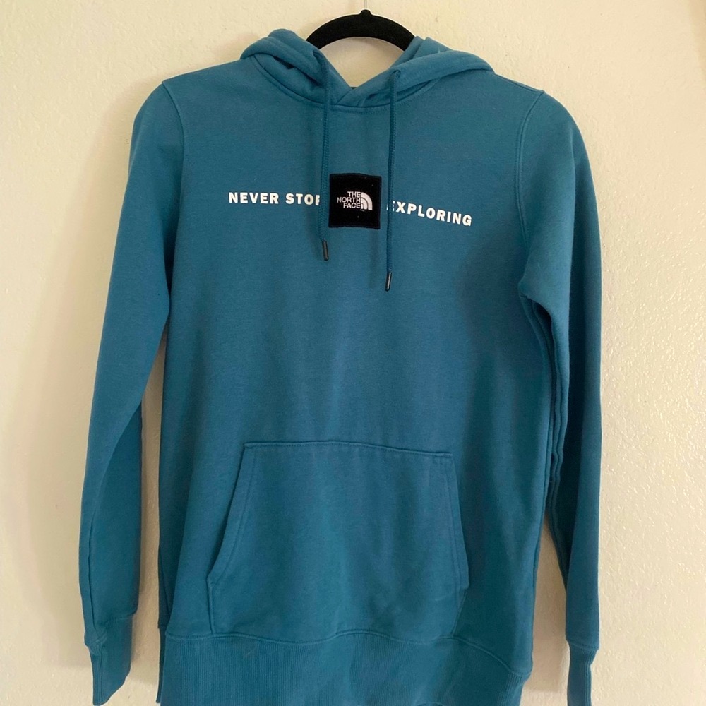 The North Face - Blue Hoodie Sweatshirt w/ Front Pocket